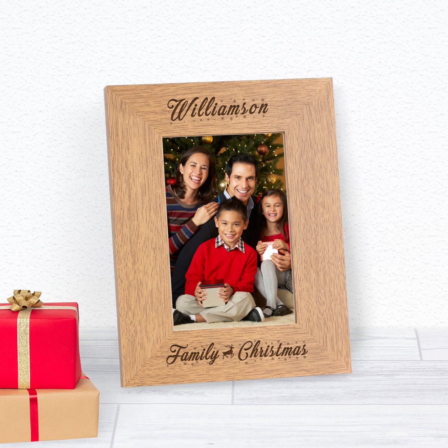 Family Christmas Wood Picture Frame (6"" x 4"")